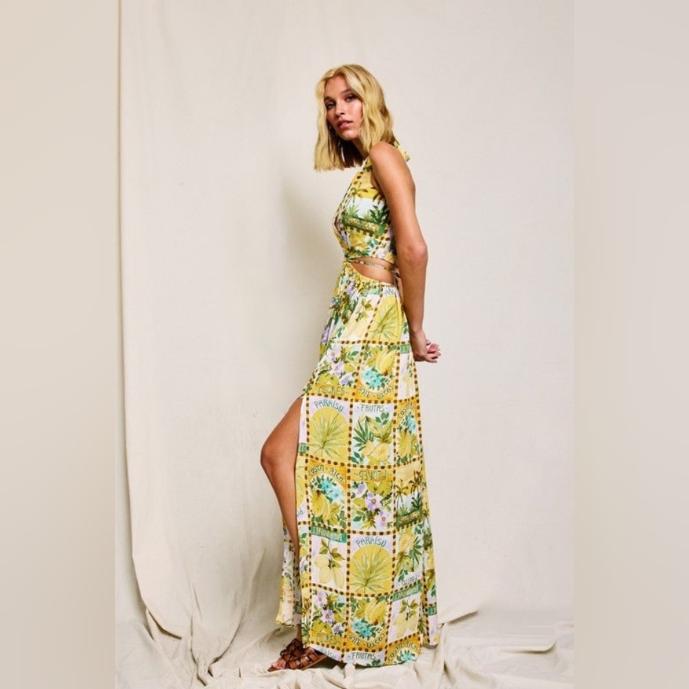 NEW DRESS FORUM Halter Neck Maxi Dress Large